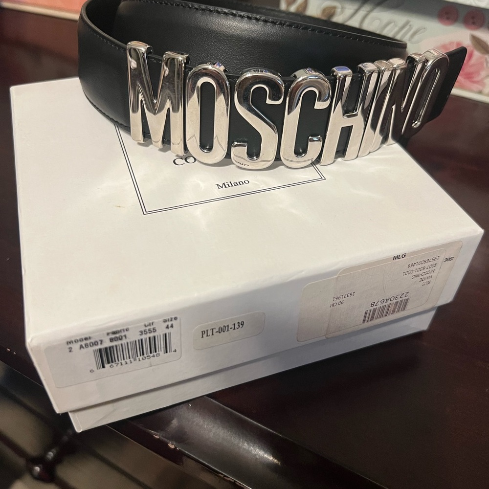 MOSCHINO black belt sz 90 - Picture 2 of 2